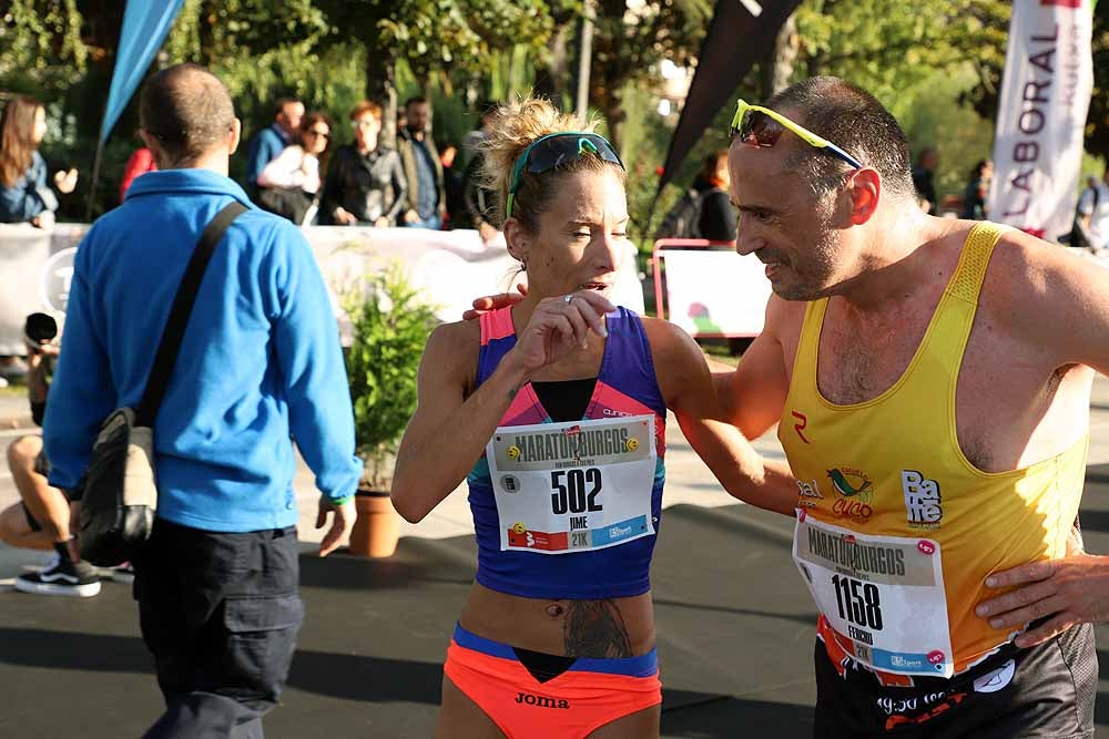 Más de 1.300 corredores se han dado cita esta mañana en la cuarta edición de la Campofrío Maratón Burgos.