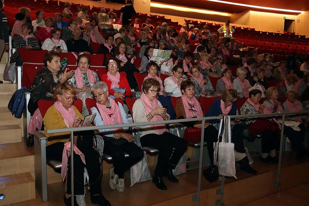 Fotos: Encuentro de personas diagnosticadas de cáncer de mama en Castilla y León