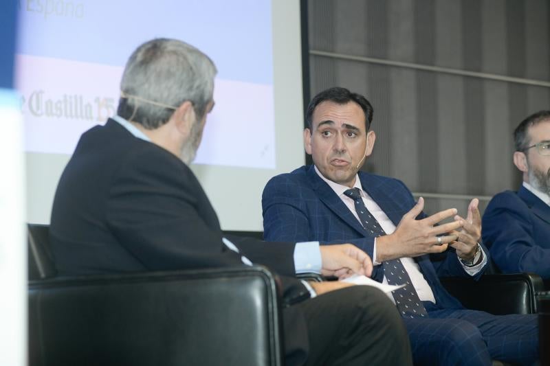 El Norte de Castilla y BBVA han celebrado este miércoles un desayuno informativo cuyo tema central es 'La disrupción digital, una oportunidad para crecer'.