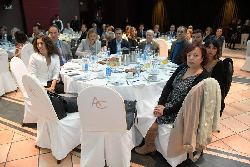 El Norte de Castilla y BBVA han celebrado este miércoles un desayuno informativo cuyo tema central es 'La disrupción digital, una oportunidad para crecer'.