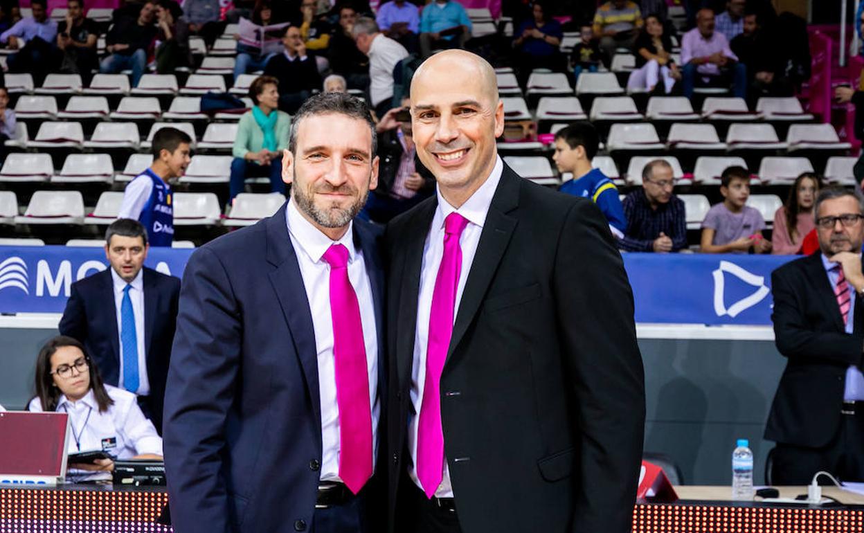 Peñarroya y Navarro se han sumado a la celebración del Día Mundial del Cáncer de Mama. 