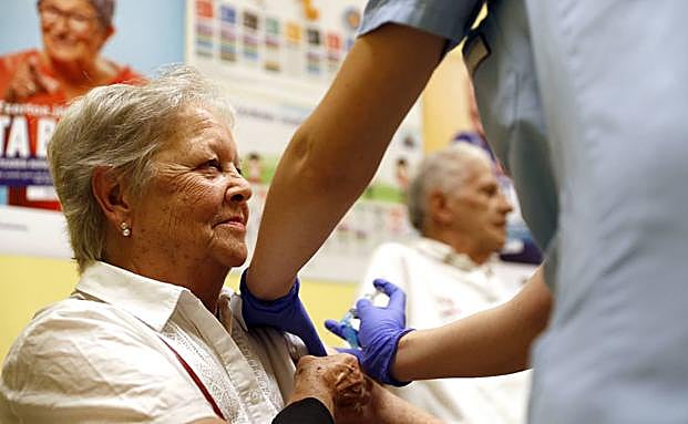 La vacunación contra la gripe se inicia el día 29 e incluye prematuros y personas con problemas de coagulación