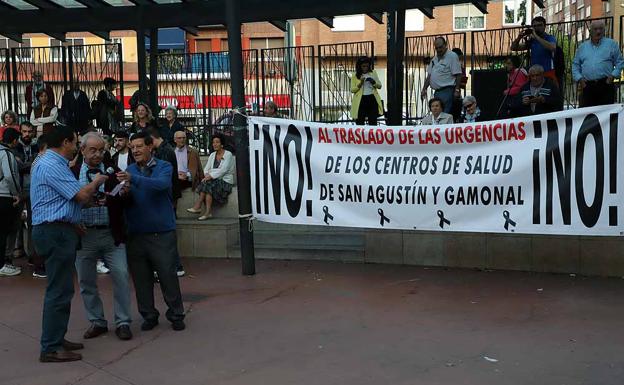 La Junta se compromete a mantener abiertas las urgencias de San Agustín y estudiar la reapertura de Gamonal