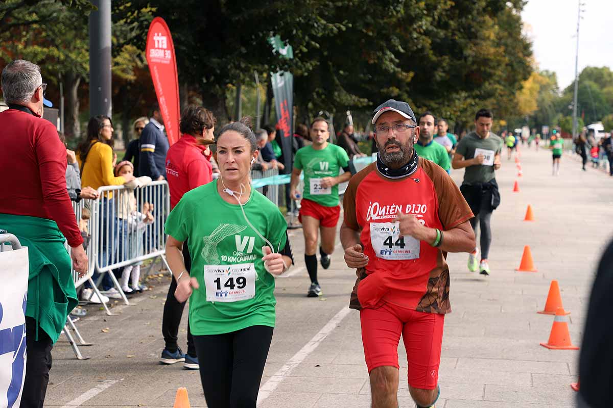 Dani Arce y Lidia Campo han sido los vencedores en la prueba de 10 kilómetros que ha recorridos las calles burgaleses. 