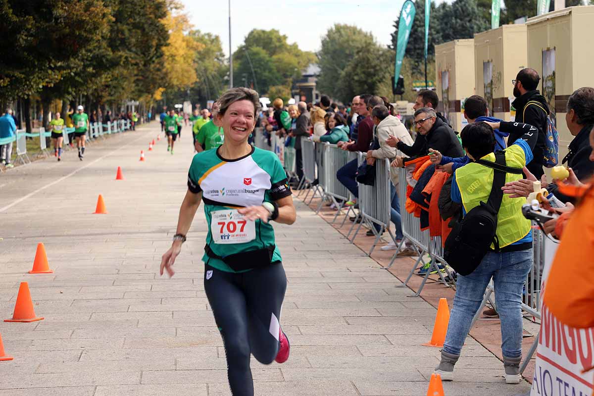 Dani Arce y Lidia Campo han sido los vencedores en la prueba de 10 kilómetros que ha recorridos las calles burgaleses. 