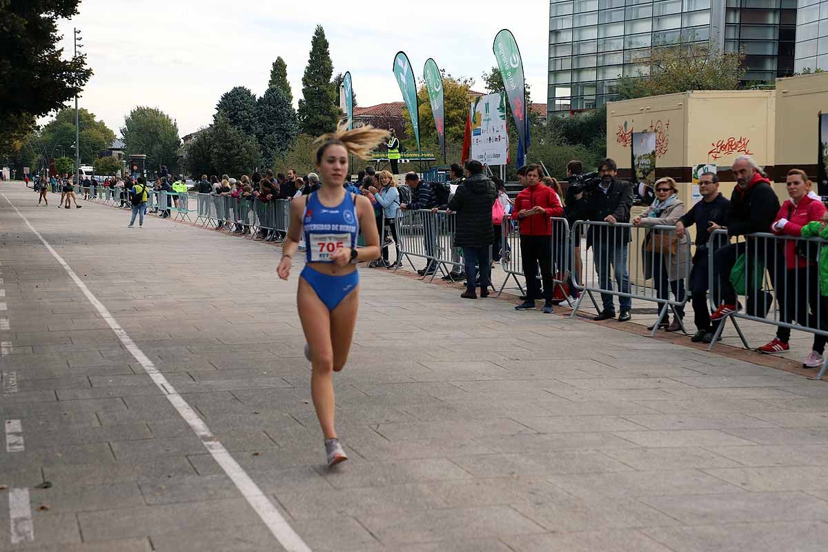 Dani Arce y Lidia Campo han sido los vencedores en la prueba de 10 kilómetros que ha recorridos las calles burgaleses. 