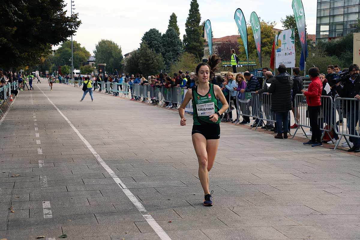 Dani Arce y Lidia Campo han sido los vencedores en la prueba de 10 kilómetros que ha recorridos las calles burgaleses. 