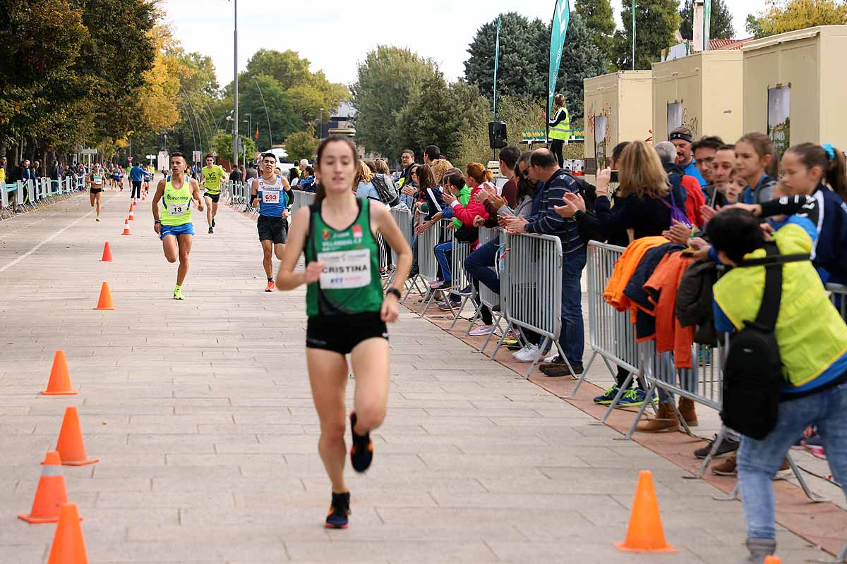 Dani Arce y Lidia Campo han sido los vencedores en la prueba de 10 kilómetros que ha recorridos las calles burgaleses. 