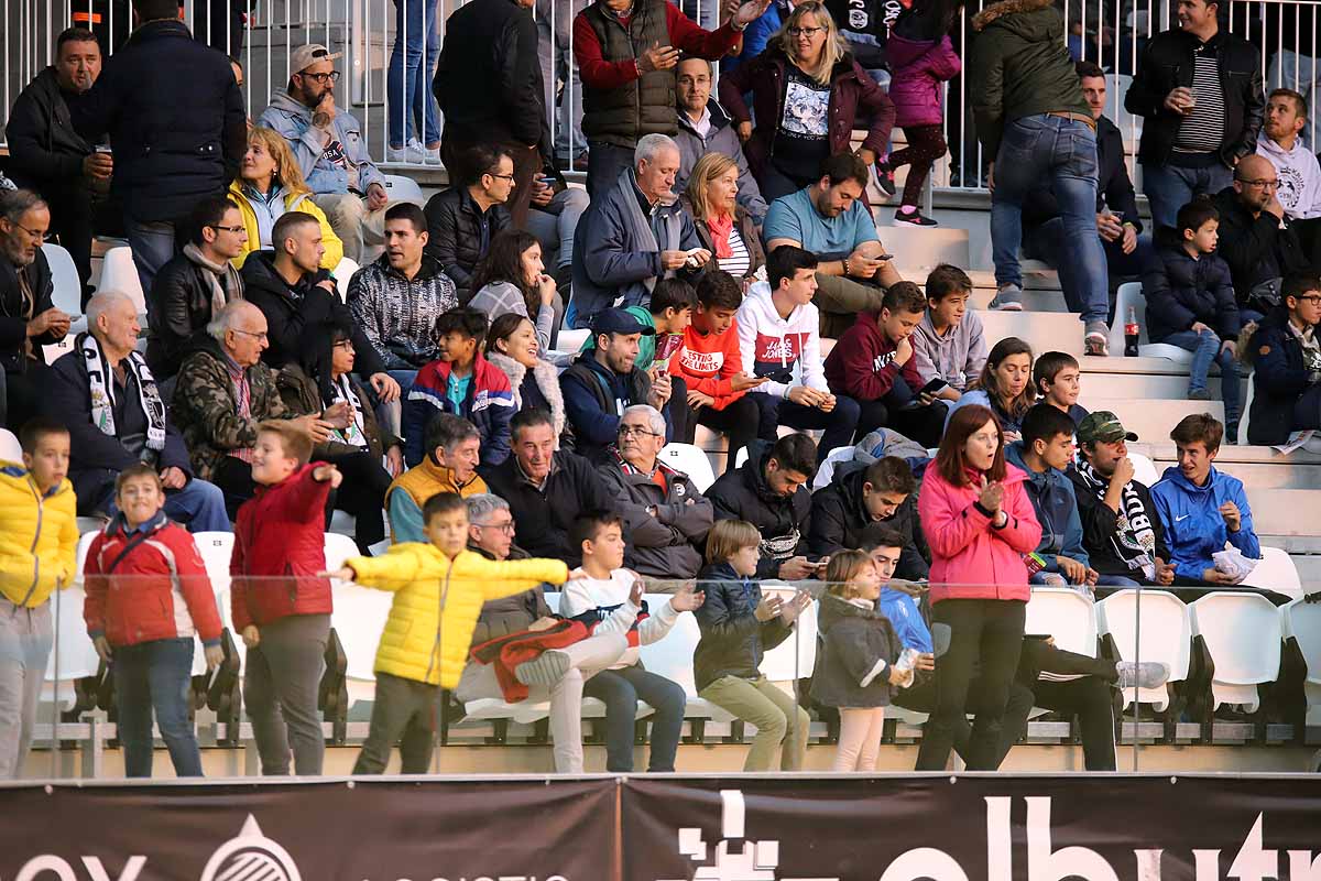 Las gradas de El Plantío no pudieron presenciar una victoria de su equipo esta tarde. 