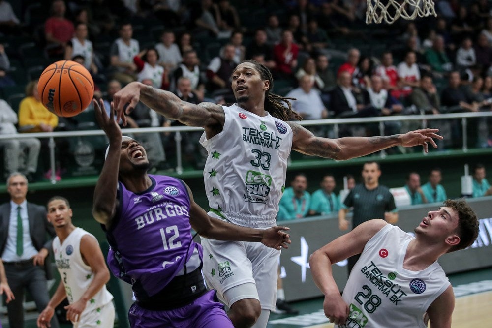 El San Pablo Burgos dispuso de la última posesión para igualar el duelo al final pero no consiguió forzar la prórroga. 