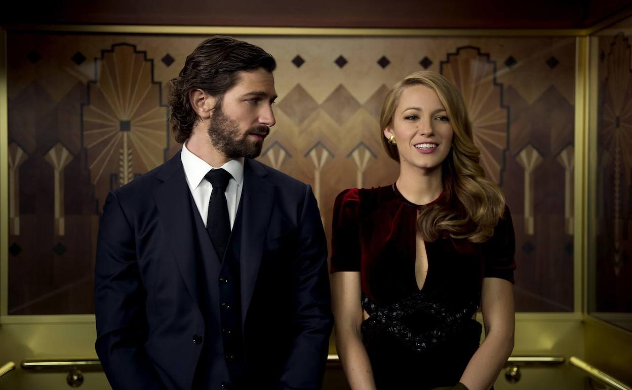 Michiel Huisman y Blake Lively, en una escena de la película «El secreto de Adaline». 