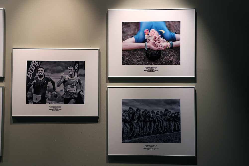 Fotos: Imágenes de la exposición &#039;XV Aniversariodel Cross de Atapuerca&#039;