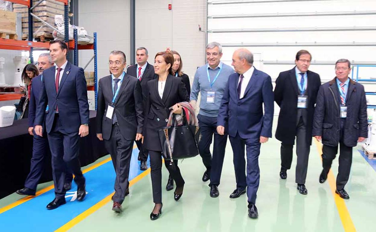 Representantes de instituciones locales, autonómicas y europeas no han querido perserse la presentación de esta nueva tecnología. 