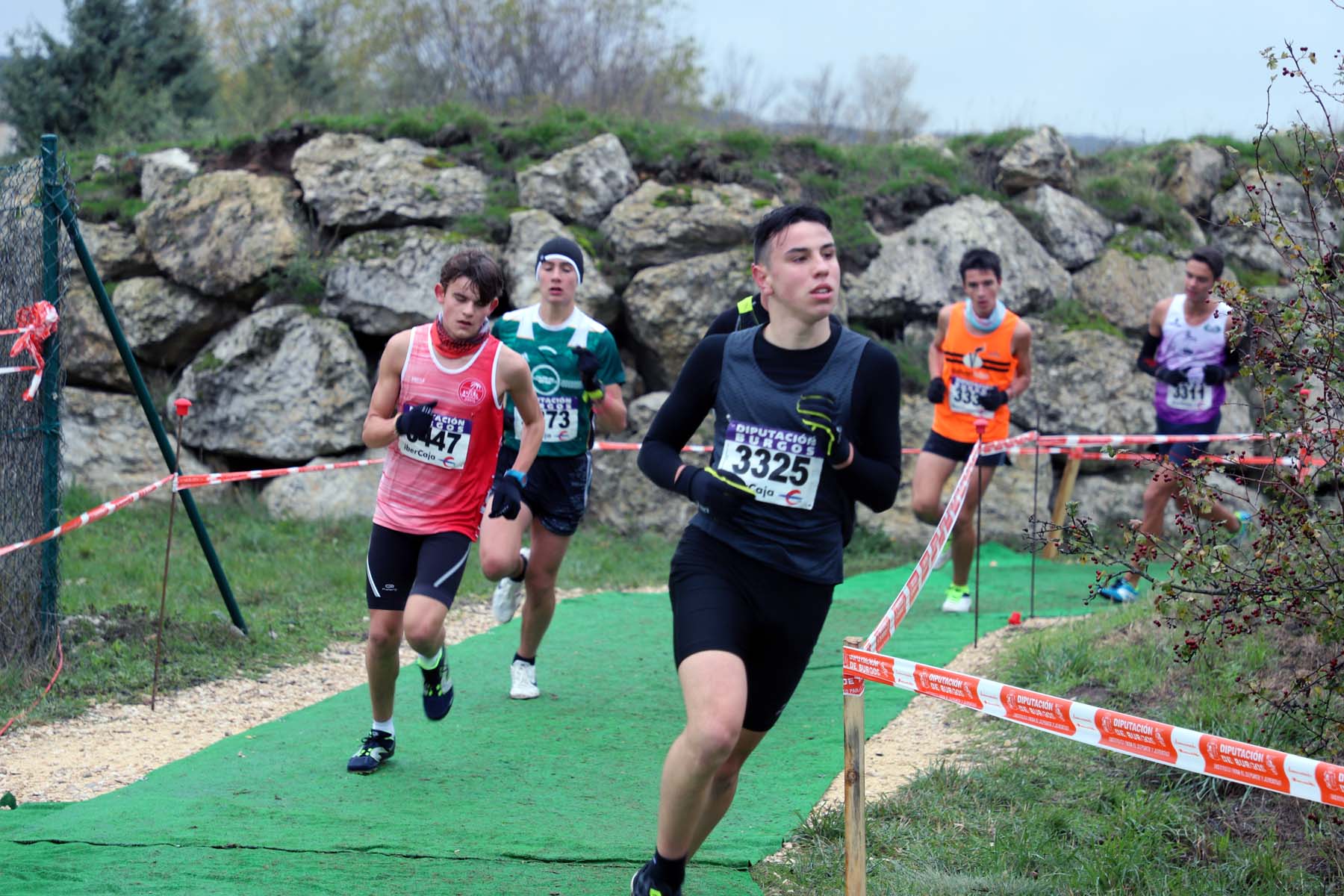 Los jóvenes también han demostrado su fortaleza en el cross. 