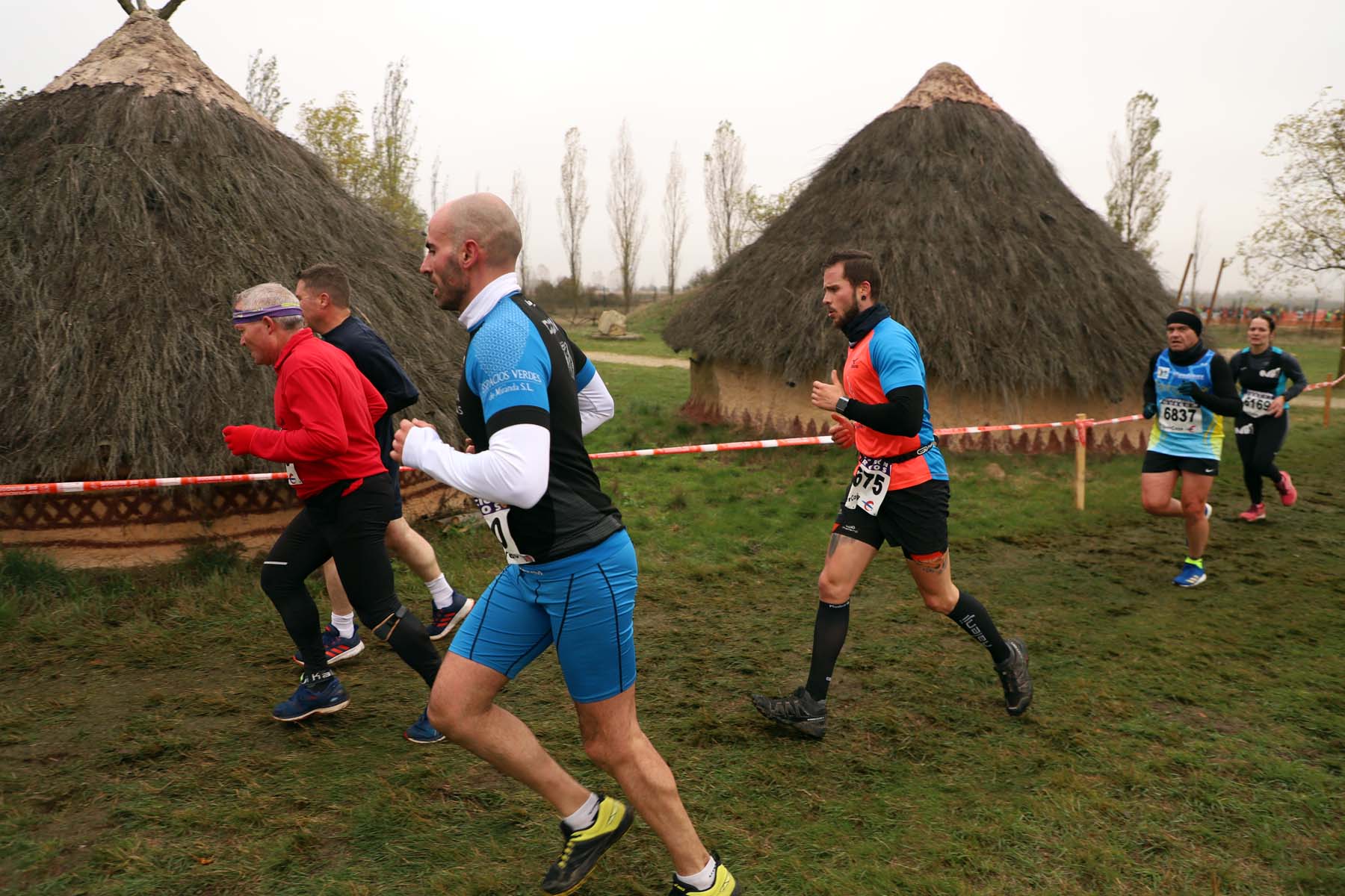 Miles de personas se han vuelto a dar cita en el circuito de Atapuerca. 