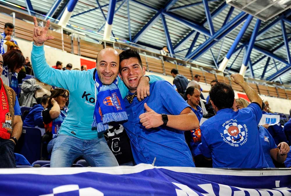 Casi un millar de burgaleses se han desplazado hasta la capital de España para ver la victoria de su equipo en el Wizink Center.
