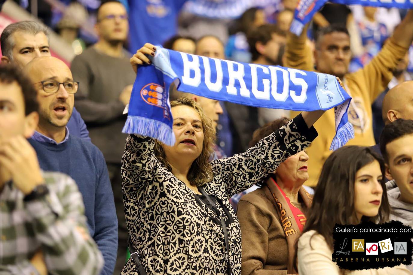 Fotos: El Coliseum vuelve a teñirse de azul