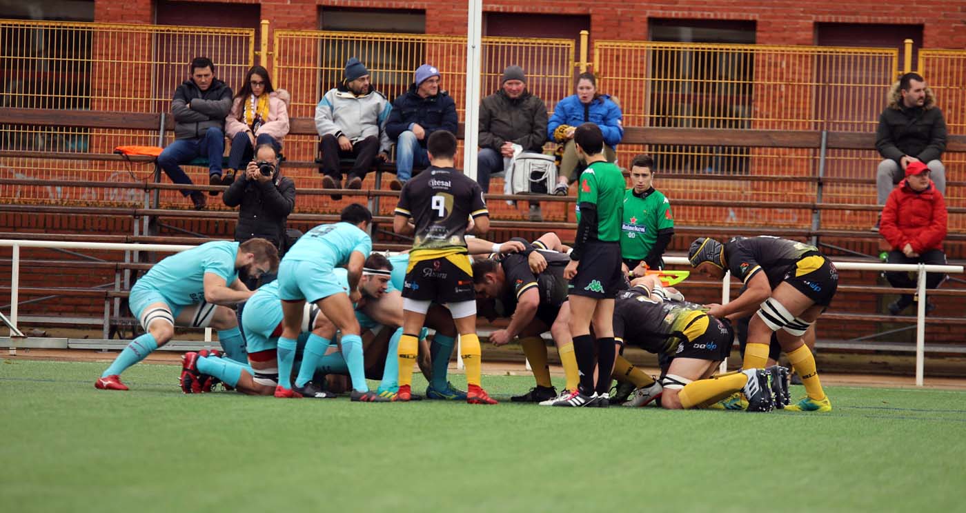 Fotos: El UBU Colina Clinic y el FC Barcelona firman tablas en San Amaro