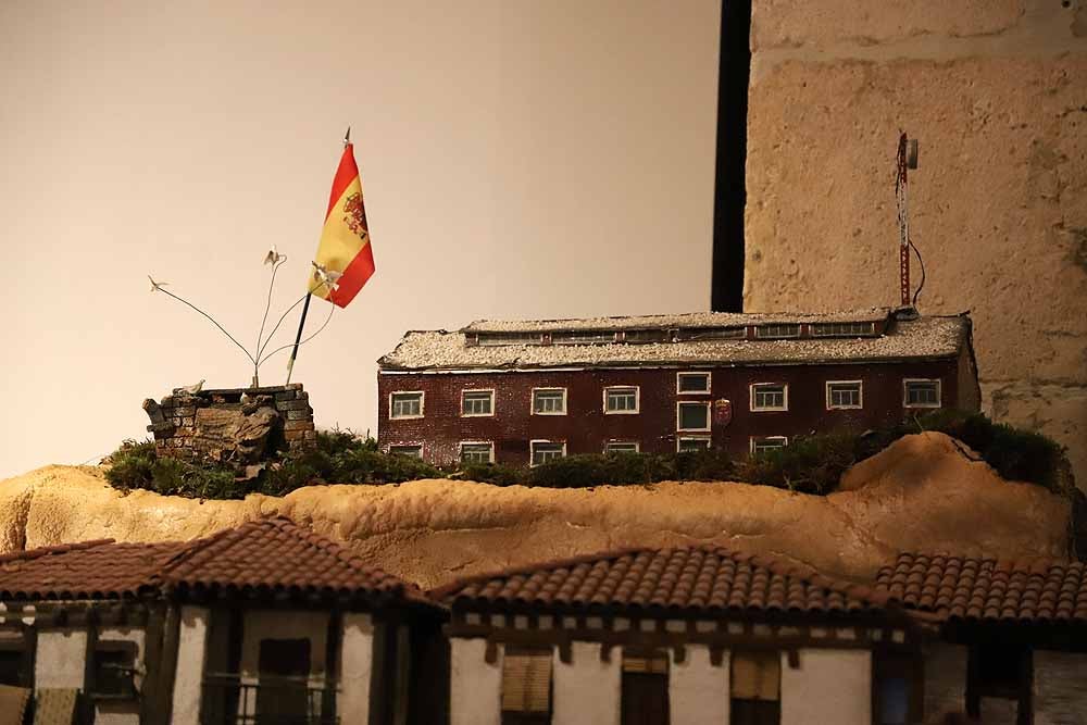 Fotos: Últimos retoques en el Belén Monumental de la Catedral de Burgos