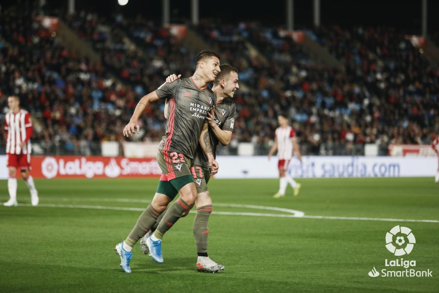 Fotos: Imágenes del partido entre el Almería y el Mirandés