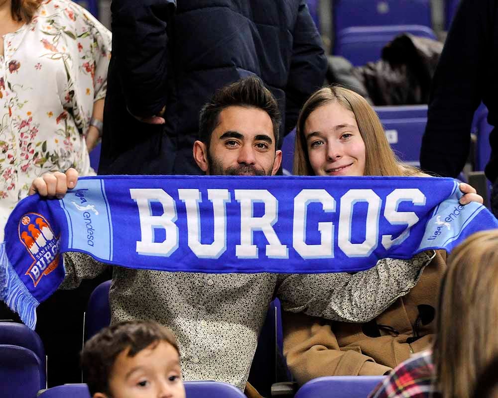 Fotos: La afición del San Pablo Burgos se ha desplazado a disfrutar del encuentro con el Real Madrid