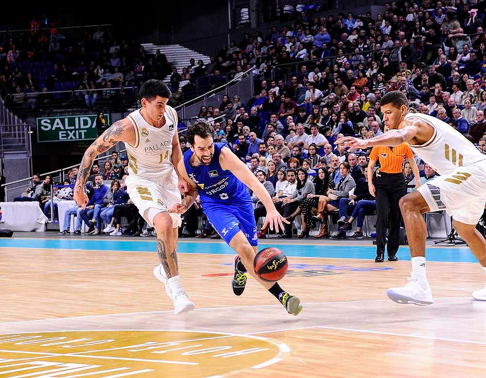 Fotos: Las mejores imágenes del partido entre Real Madrid y San Pablo Burgos