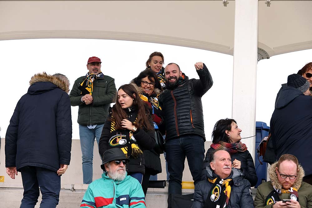 La grada estuvo completa