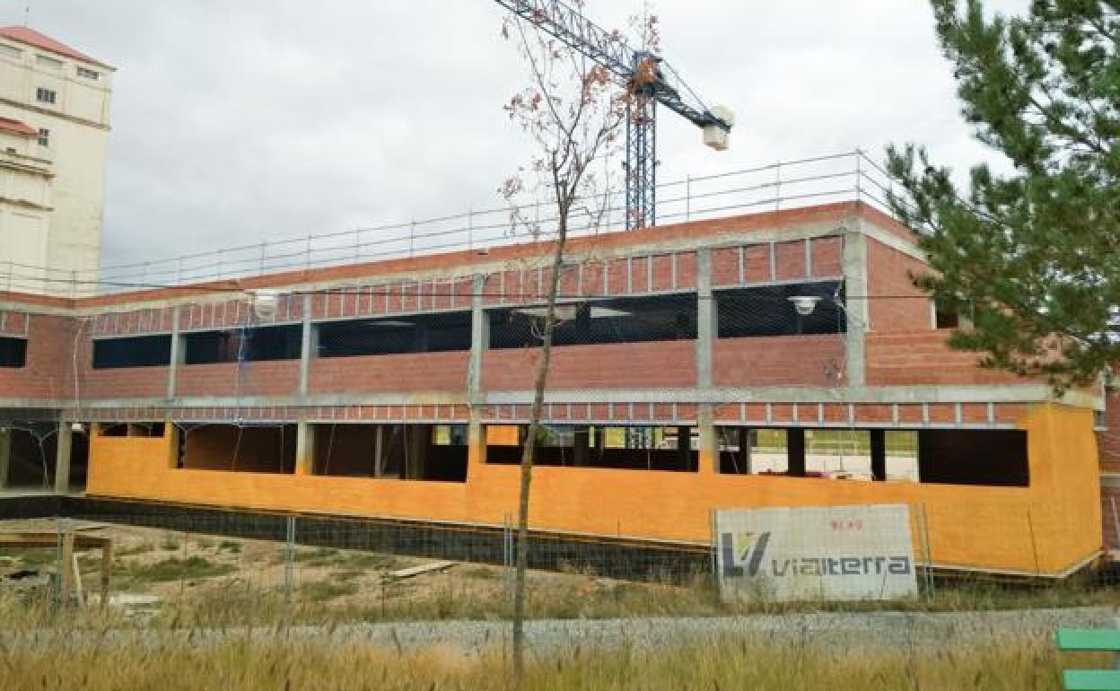 Obras paralizadas del Centro de Salud García Lorca de Burgos. 