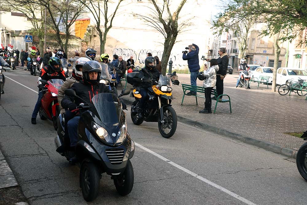 Papá Noel llega en moto