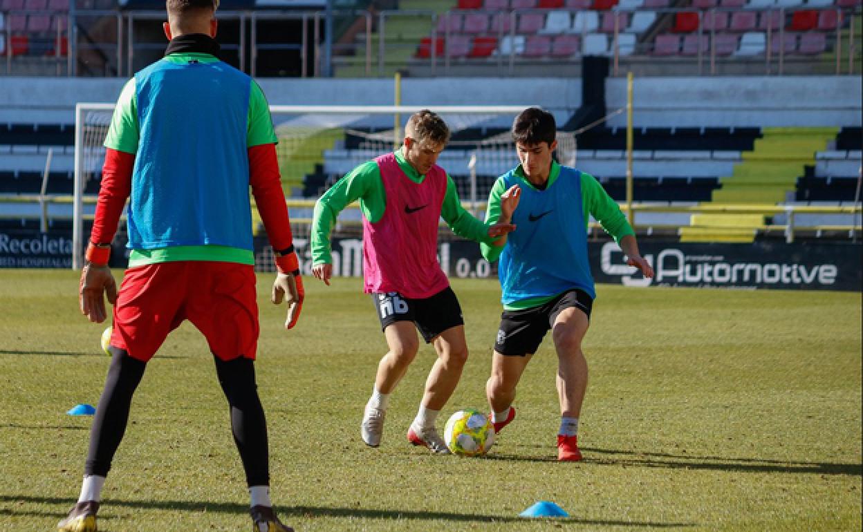 Entrenamiento del Burgos CF. 