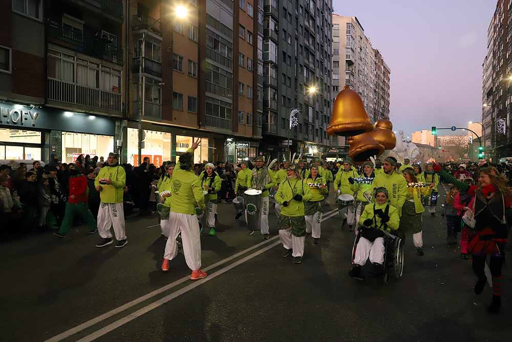 Multitudinaria Cabalgata para ver los primeros pasos de los Reyes en la capital burgalesa.