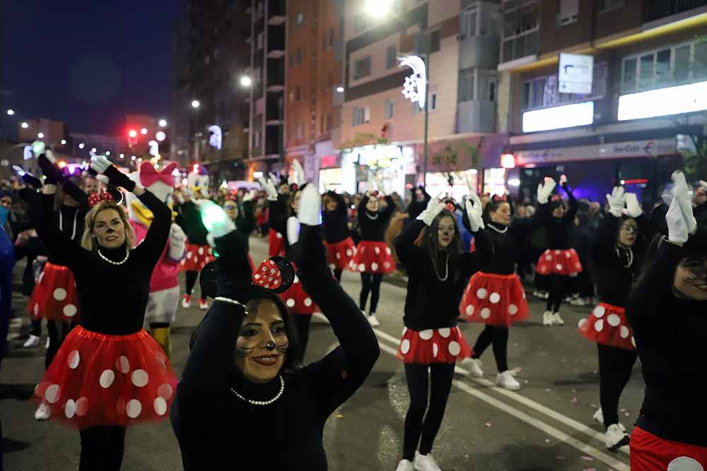 Multitudinaria Cabalgata para ver los primeros pasos de los Reyes en la capital burgalesa.