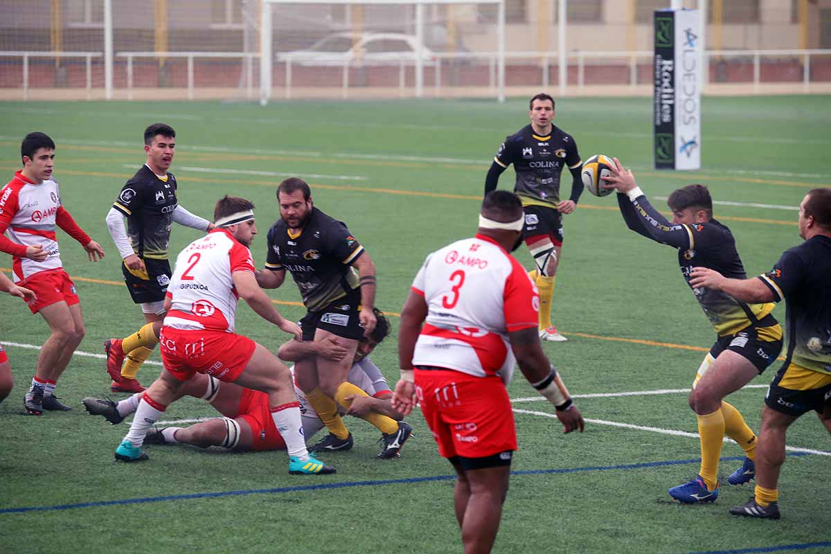 Fotos: Así ha sido la derrota del UBU Colina Clinic ante el Ampo Ordizia