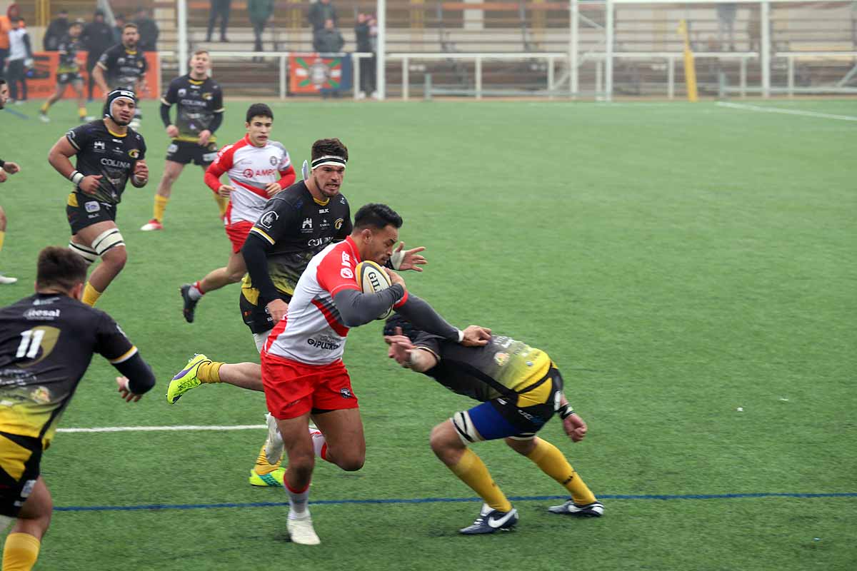 Fotos: Así ha sido la derrota del UBU Colina Clinic ante el Ampo Ordizia