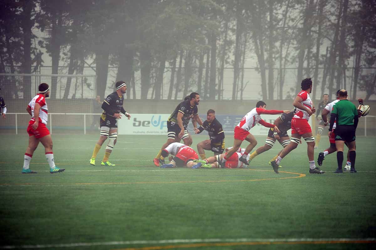 Fotos: Así ha sido la derrota del UBU Colina Clinic ante el Ampo Ordizia