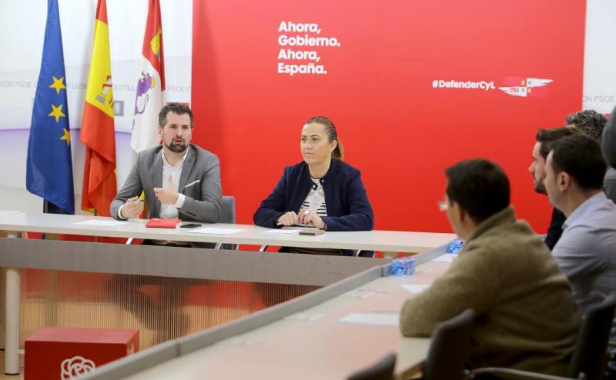 Luis Tudanca se dirige a los secretarios provinciales del PSOE de Castilla y León.