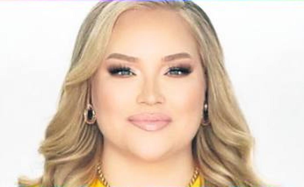 La 'youtuber' Nikkie Tutorials. 