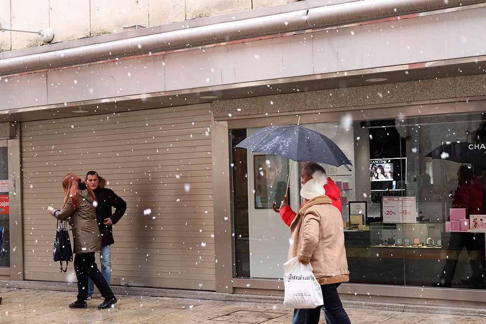 Fotos: La nieve llega a Burgos