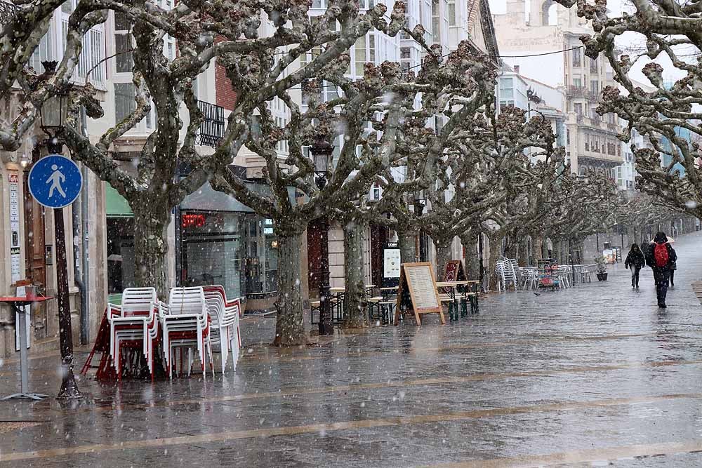 Fotos: La nieve llega a Burgos