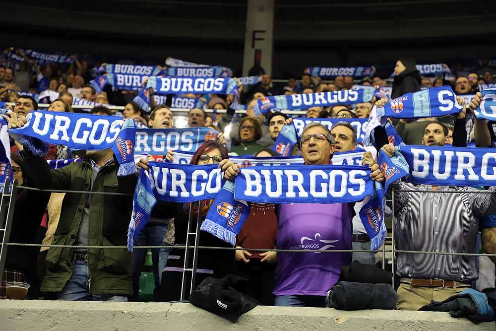 Fotos: ¿Has estado en el Coliseum? Búscate entre el público del San Pablo Burgos-AEK Atenas