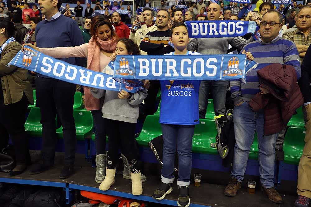 Fotos: ¿Has estado en el Coliseum? Búscate entre el público del San Pablo Burgos-AEK Atenas