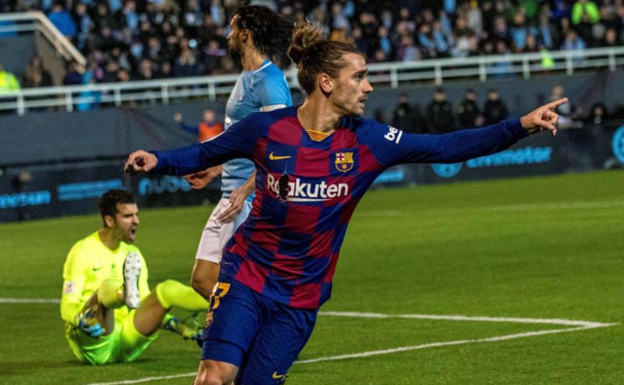 Griezmann celebra su gol al Ibiza.