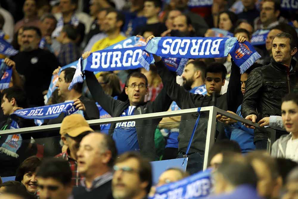 Un completo Coliseum no sirvió para que el San Pablo sumara una nueva victoria.