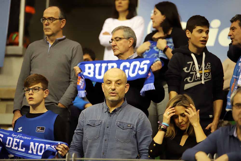 Un completo Coliseum no sirvió para que el San Pablo sumara una nueva victoria.