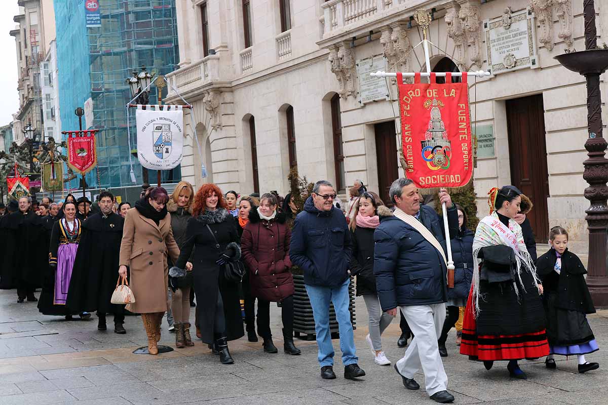 Fotos: La ciudadanía burgalesa desfila para honrar a su patrón San Lesmes Abad