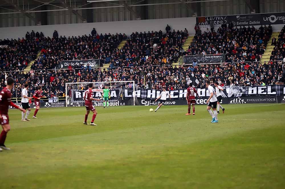 Fotos: Imágenes del encuentro entre el Burgos CF y la Cultural Leonesa