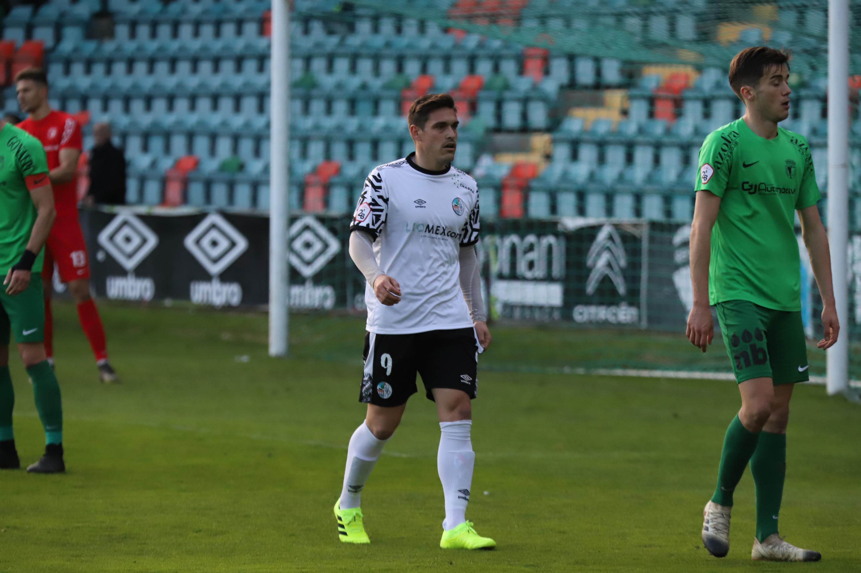 Fotos: Imágenes del encuentro entre el Burgos CF y el Salamanca CF UDS