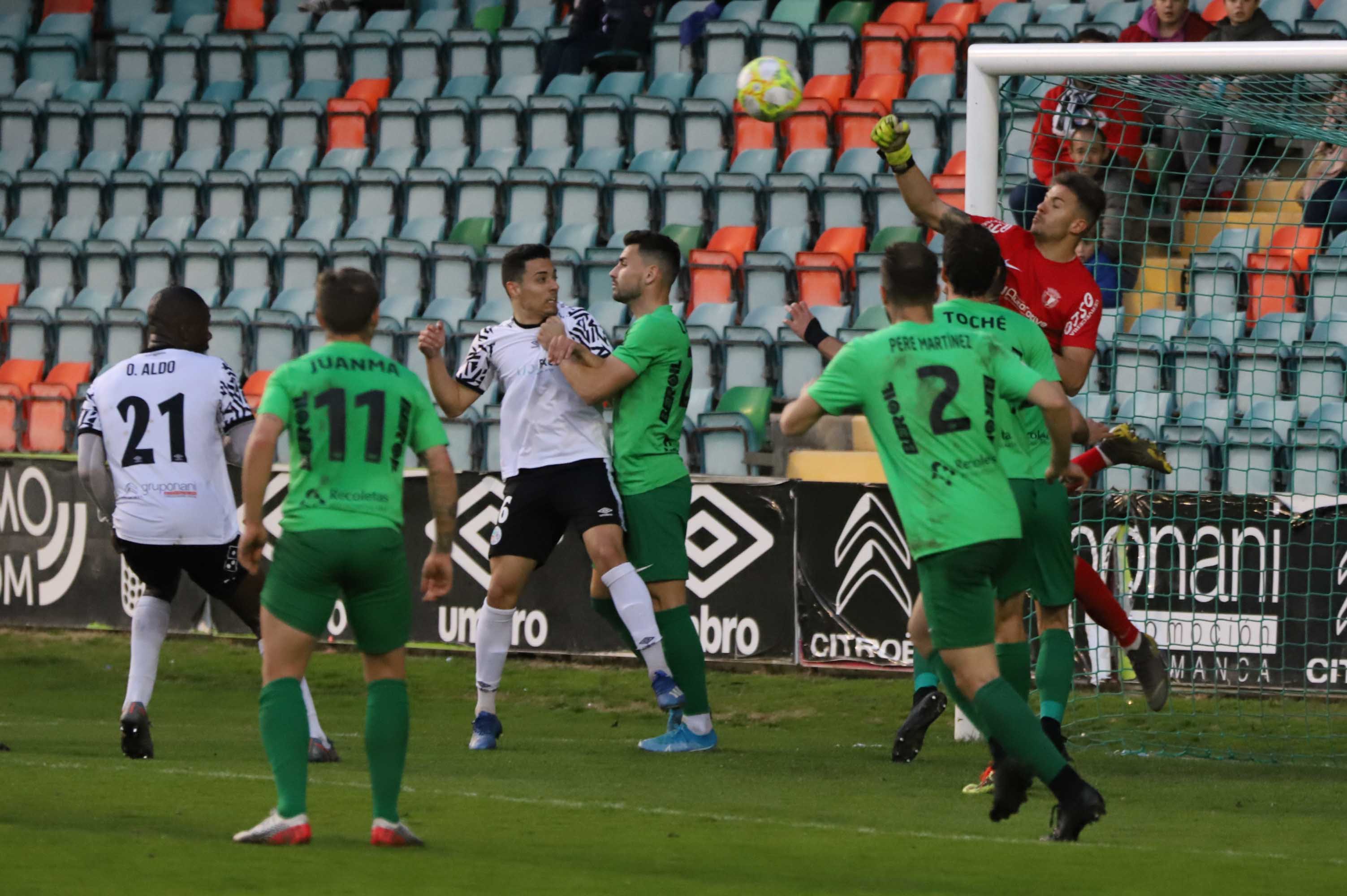 Fotos: Imágenes del encuentro entre el Burgos CF y el Salamanca CF UDS