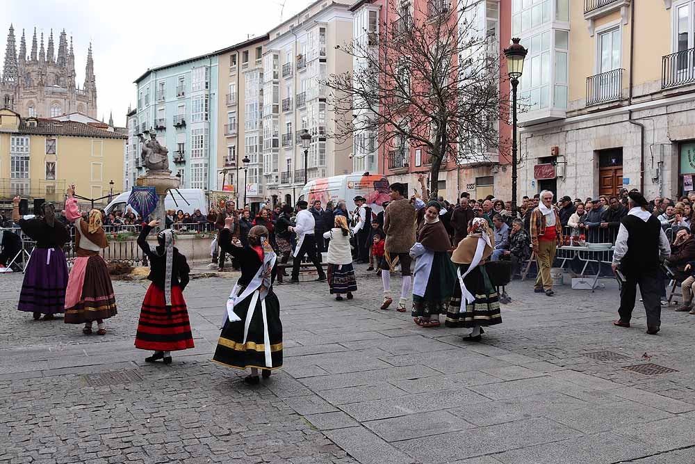 Fotos: Los Cucos celebran con los burgaleses su Fiesta de la Matanza