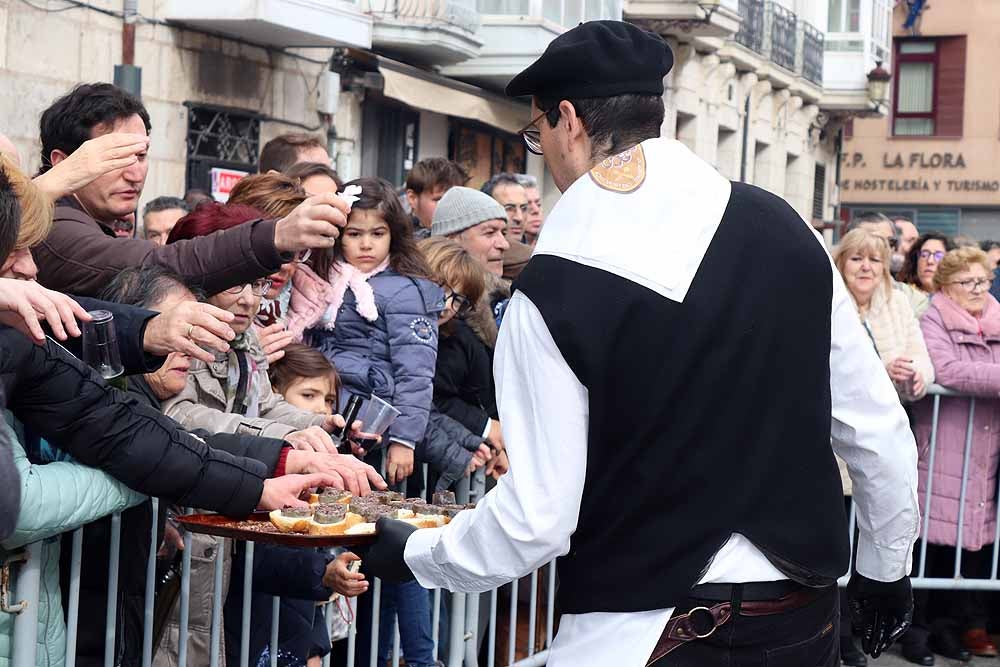 Fotos: Los Cucos celebran con los burgaleses su Fiesta de la Matanza